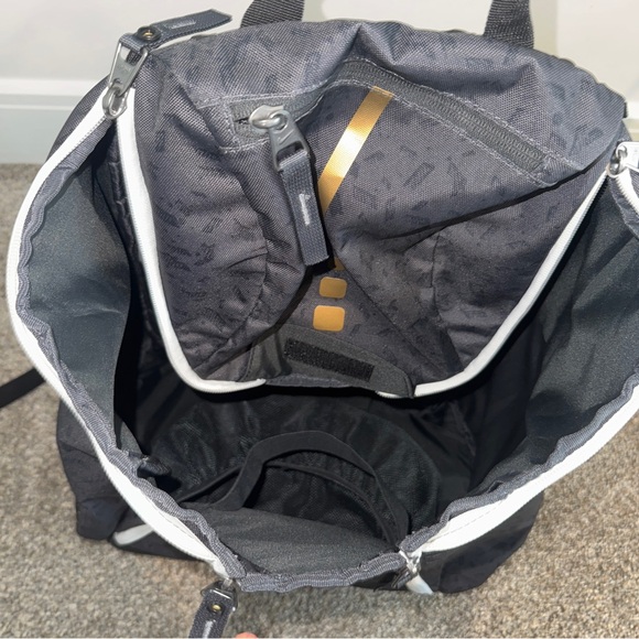 Nike Hoops Elite Max Air Team 2.0 Graphic Basketball Backpack black gold - Picture 10 of 12